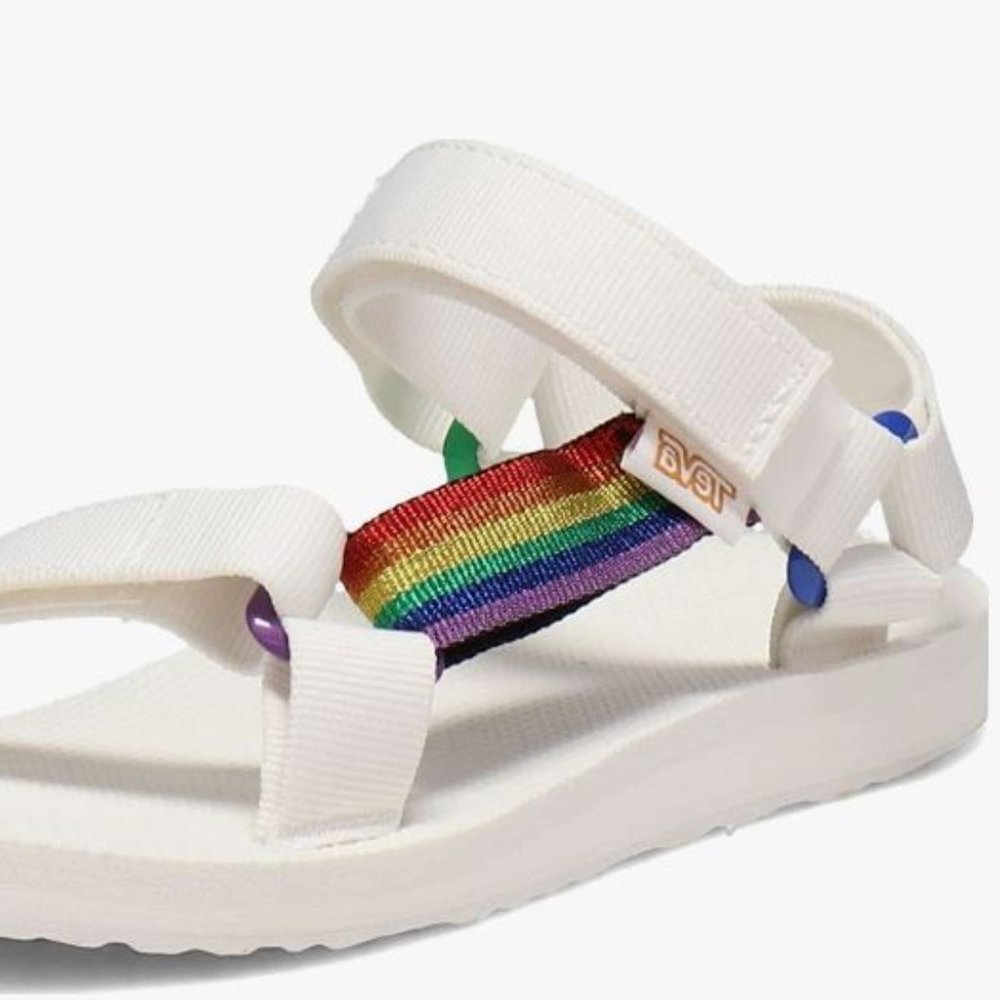 Teva Sandals   Size:9